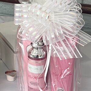Pink Bath & Body Gift Set